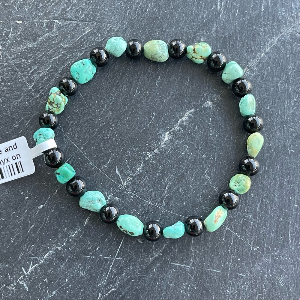 Natural Nugget Turquoise and Black Onyx Beaded Bracelet 7.5”